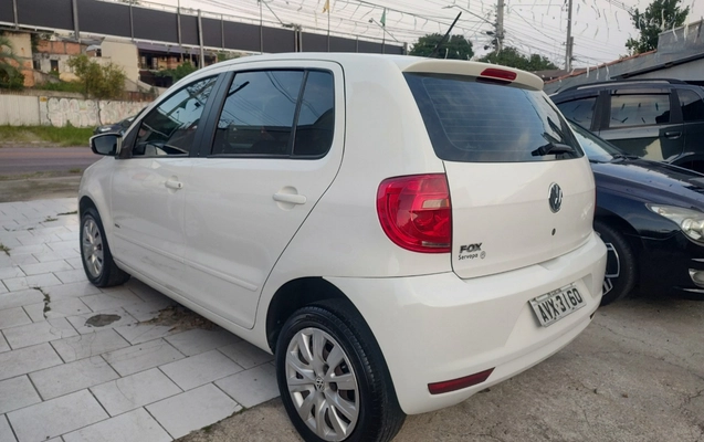 imagem-https://www.socarrao.com.br/sc-vehicle-images-prod/950936/1774196026362-SU1HXzIwMjYwMzE2XzE4MjIwNDIzNV9IRFIuanBn.jpg