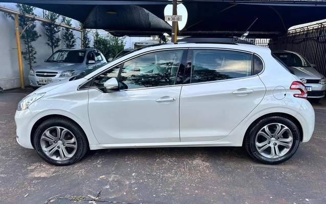 imagem-https://www.socarrao.com.br/sc-vehicle-images-prod/950938/1788359912997-7895213_6_B_e3f0c56ce0.jpeg