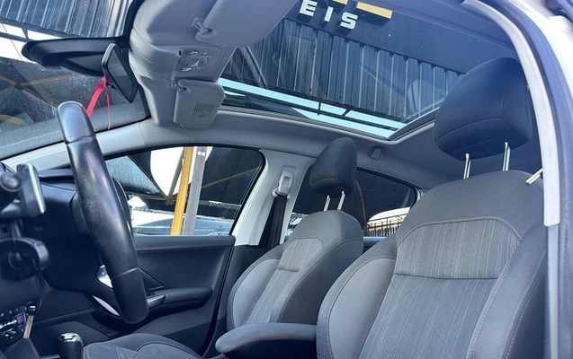 imagem-https://www.socarrao.com.br/sc-vehicle-images-prod/950938/1788359913009-7895213_12_B_1a710cca60.jpeg