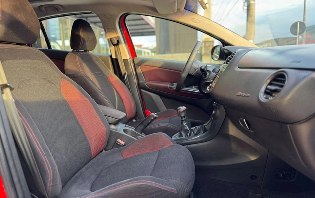 imagem-https://www.socarrao.com.br/sc-vehicle-images-prod/950993/1788016915274-gb-ecd0be4.jpeg