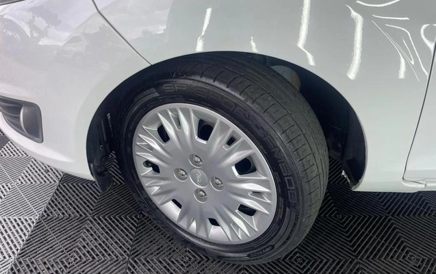 imagem-https://www.socarrao.com.br/sc-vehicle-images-prod/951294/1789129811728-7641686_20_B_8e831a4086.jpeg