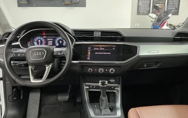 imagem-https://www.socarrao.com.br/sc-vehicle-images-prod/952389/1789392702295-7920896_14_B_4b1854145a.jpeg