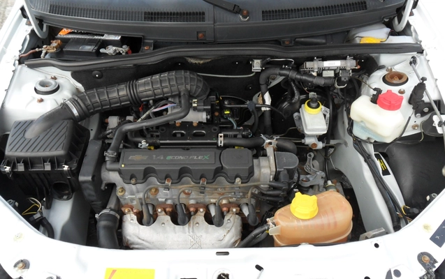 imagem-https://www.socarrao.com.br/sc-vehicle-images-prod/952482/1774276834946-U0FNXzMyNDQuSlBH.JPG
