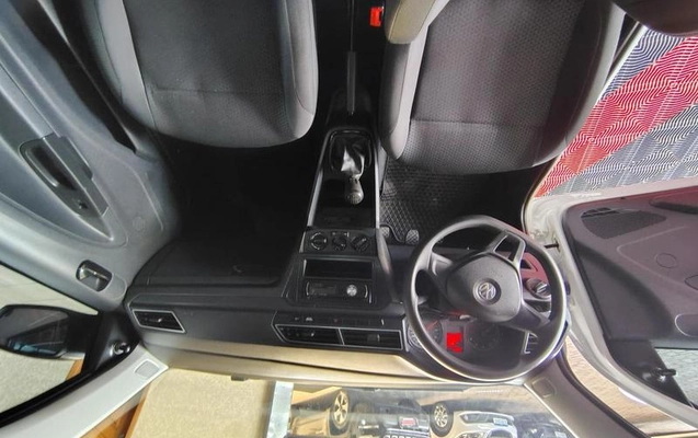 imagem-https://www.socarrao.com.br/sc-vehicle-images-prod/952659/1786453427146-7885645_15_B_03ee002dcb.jpeg