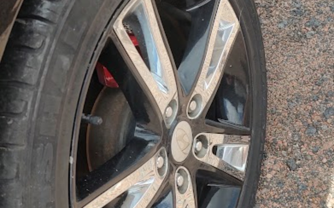 imagem-https://www.socarrao.com.br/sc-vehicle-images-prod/952775/1774297102588-SU1HXzIwMjYwMzIzXzE0MDMzMTE3Ml9IRFIuanBn.jpg