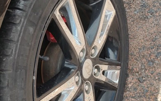 imagem-https://www.socarrao.com.br/sc-vehicle-images-prod/952775/1774297102588-SU1HXzIwMjYwMzIzXzE0MDMzMTE3Ml9IRFIuanBn.jpg