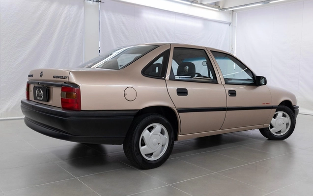 imagem-https://www.socarrao.com.br/sc-vehicle-images-prod/953284/1774289089324-172d5510e16947ae89b70d8f0f845d89_1774289060373.jpg