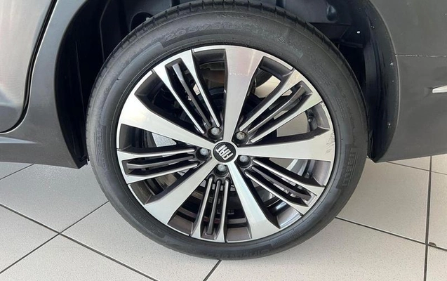 imagem-https://www.socarrao.com.br/sc-vehicle-images-prod/953356/1785769016770-7785211_10_B_dca3a0f2c4.jpeg