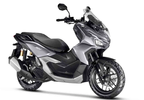 Honda ADV 160 2027 Prata — foto 1 de 3