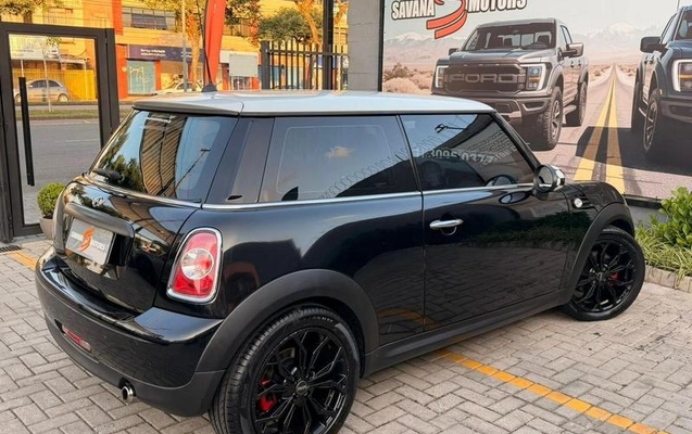 imagem-https://www.socarrao.com.br/sc-vehicle-images-prod/953561/1789400068718-7889909_2_B_4d4e8b4a98.jpeg