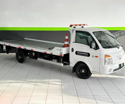 Hyundai HR 2009 Branco — foto 1 de 3