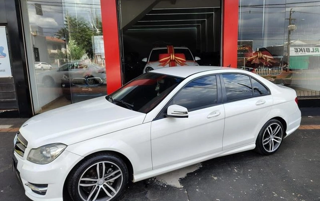 imagem-https://www.socarrao.com.br/sc-vehicle-images-prod/954136/1789569606040-7923765_9_B_8b03822638.jpeg
