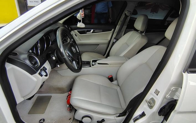 imagem-https://www.socarrao.com.br/sc-vehicle-images-prod/954136/1789569606044-7923765_2_B_10d2d91152.jpeg