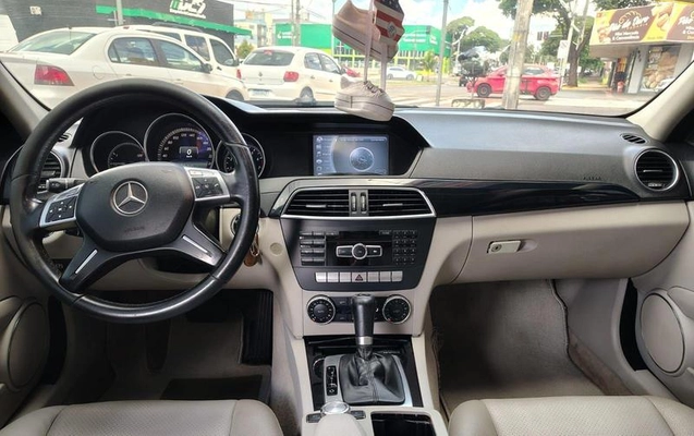 imagem-https://www.socarrao.com.br/sc-vehicle-images-prod/954136/1789569606045-7923765_0_B_ba0b892ff2.jpeg