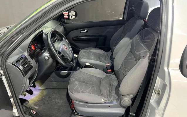imagem-https://www.socarrao.com.br/sc-vehicle-images-prod/954144/1788277218803-7916707_6_B_203d50cb87.jpeg