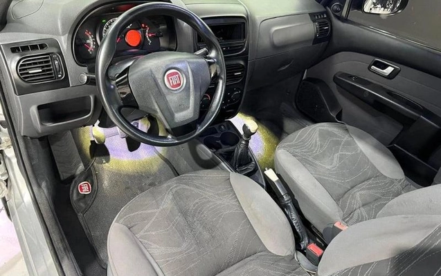 imagem-https://www.socarrao.com.br/sc-vehicle-images-prod/954144/1788277218805-7916707_7_B_c78047d6b7.jpeg