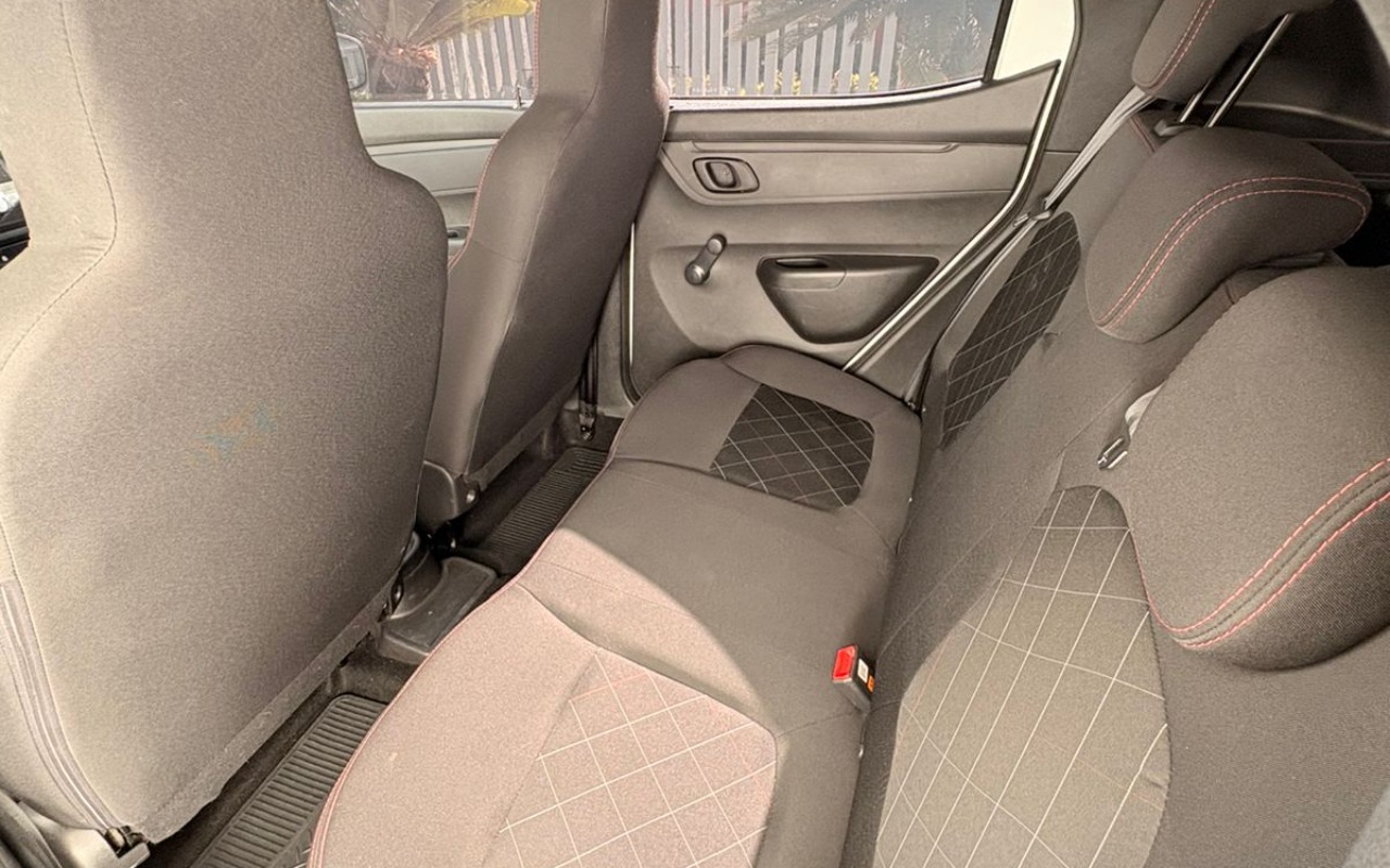 imagem-https://www.socarrao.com.br/sc-vehicle-images-prod/954158/1774354858209-V2hhdHNBcHAgSW1hZ2UgMjAyNi0wMy0yMyBhdCAxNy40OS4yMC5qcGVn.jpeg