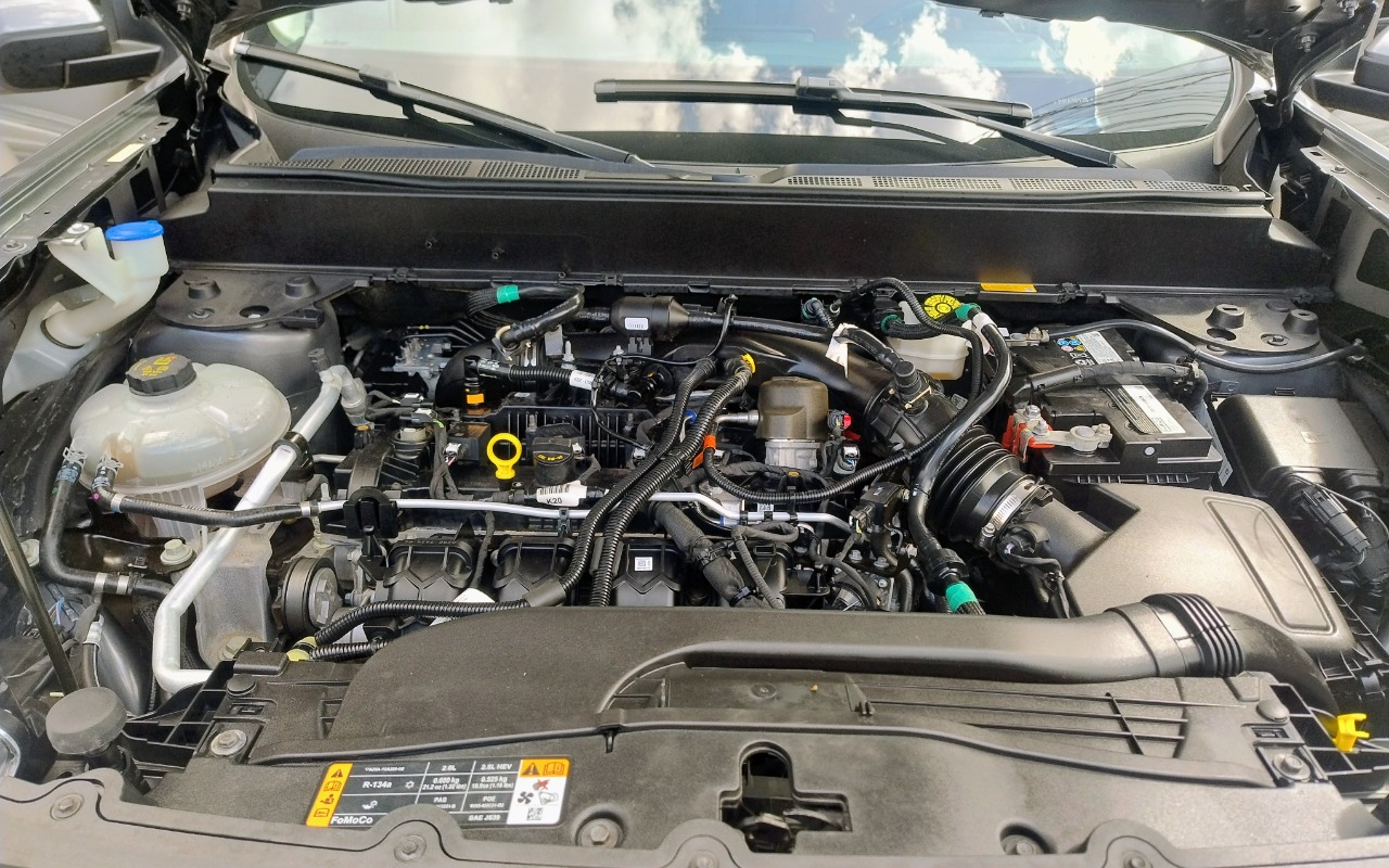imagem-https://www.socarrao.com.br/sc-vehicle-images-prod/954199/1775836258829-SU1HXzIwMjYwNDEwXzExMjQ0OTY2Nl9IRFJfQUUuanBn.jpg
