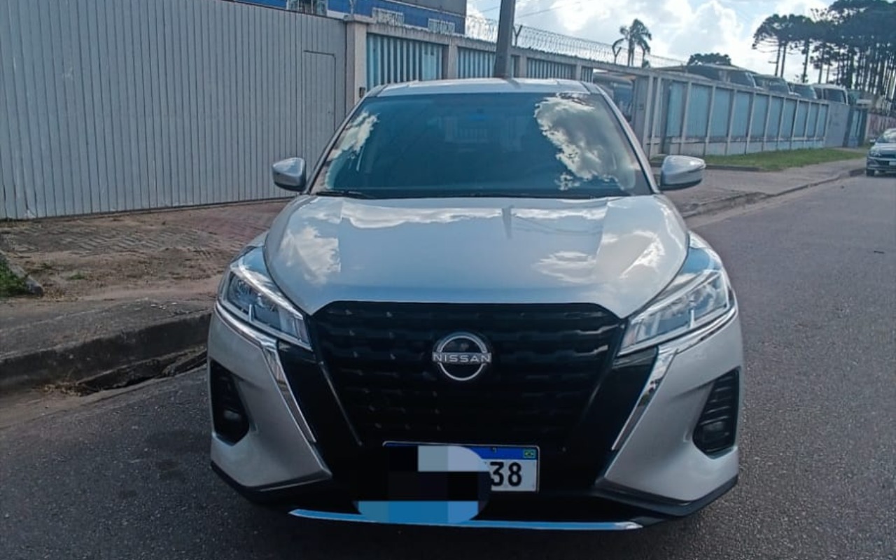 Nissan KICKS 2024 Prata — foto 1 de 3