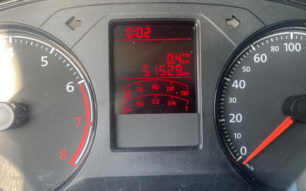 imagem-https://www.socarrao.com.br/sc-vehicle-images-prod/954666/1774354825988-QTIxNzgxNkMtNzlCNi00NDkwLUI1NUQtMzM0RENFRTdCRDY2LmpwZWc.jpeg