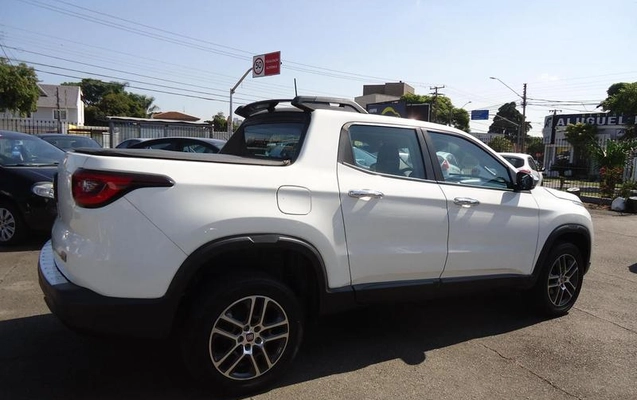 imagem-https://www.socarrao.com.br/sc-vehicle-images-prod/955182/1790086222314-6706470_5_B_7ae1f7a6eb.jpeg