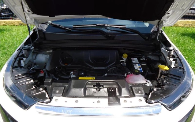 imagem-https://www.socarrao.com.br/sc-vehicle-images-prod/955182/1790086222326-6706470_13_B_9f2164ef97.jpeg