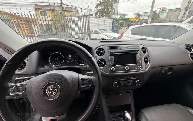 imagem-https://www.socarrao.com.br/sc-vehicle-images-prod/955684/1781024518884-7925623_8_B_979332616d.jpeg