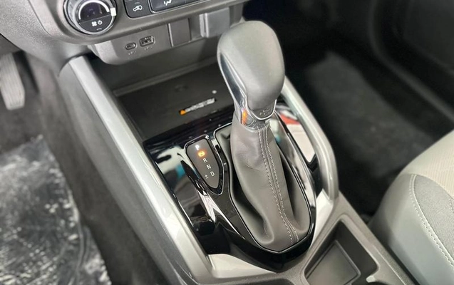 imagem-https://www.socarrao.com.br/sc-vehicle-images-prod/955688/1786791778756-7925632_18_B_4f0cbe9fbf.jpeg