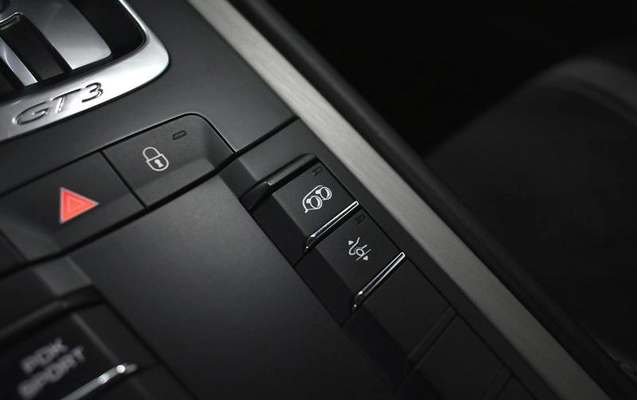 imagem-https://www.socarrao.com.br/sc-vehicle-images-prod/955766/1788876153626-7837887_9_B_e6f6cda9d1.jpg
