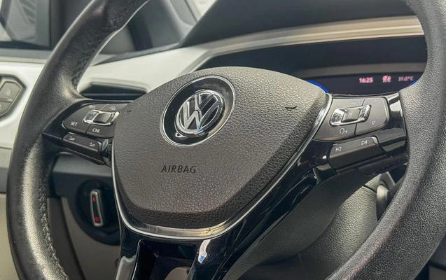 imagem-https://www.socarrao.com.br/sc-vehicle-images-prod/955809/1786027307100-7777758_15_B_badfa7987c.jpeg