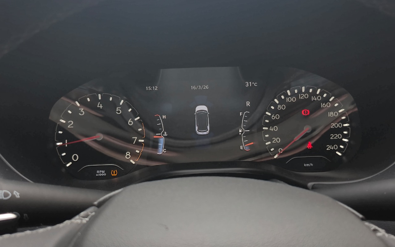 imagem-https://www.socarrao.com.br/sc-vehicle-images-prod/955949/1774369242097-Y2QxMjliZjgtODk3NS00MjM0LWExOGEtMzY2MmU1ODE3YWE2LmpwZWc.jpeg