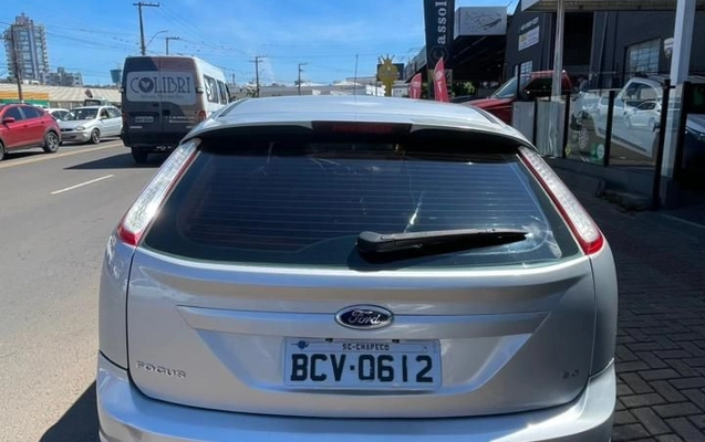 imagem-https://www.socarrao.com.br/sc-vehicle-images-prod/956085/1774372464092-gb-d336b48.jpeg