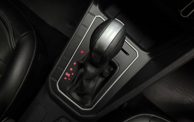imagem-https://www.socarrao.com.br/sc-vehicle-images-prod/956368/1774376928748-487d92cc-e461-434c-90e8-8841f65646dd.jpg