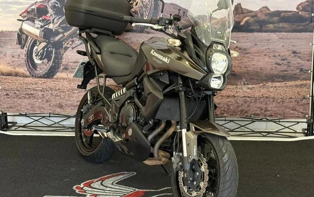 imagem-https://www.socarrao.com.br/sc-vehicle-images-prod/956434/1774379078091-7883998_0_B_fb9b8e2ca6.jpeg