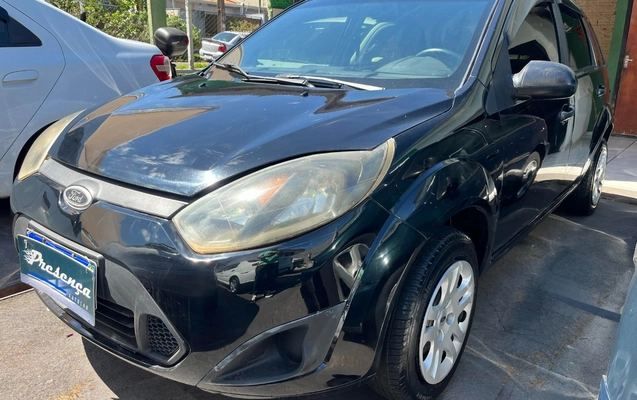 imagem-https://www.socarrao.com.br/sc-vehicle-images-prod/956478/1774379074677-ZjM5ODVjZTUtNTM2OC00ODgyLTlhZDMtZWIzMmZkOWM0MzZmLmpwZw.jpg