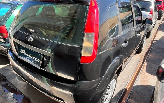 imagem-https://www.socarrao.com.br/sc-vehicle-images-prod/956478/1774379074895-MTQ1NWM5NjktNGVhYS00NmU2LWE1NzMtYWU0MjRjYTQ3Njk4LmpwZw.jpg