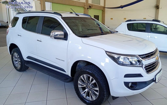 imagem-https://www.socarrao.com.br/sc-vehicle-images-prod/956535/1778587578816-1221652.jpg