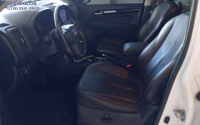 imagem-https://www.socarrao.com.br/sc-vehicle-images-prod/956535/1778587578824-1221657.jpg