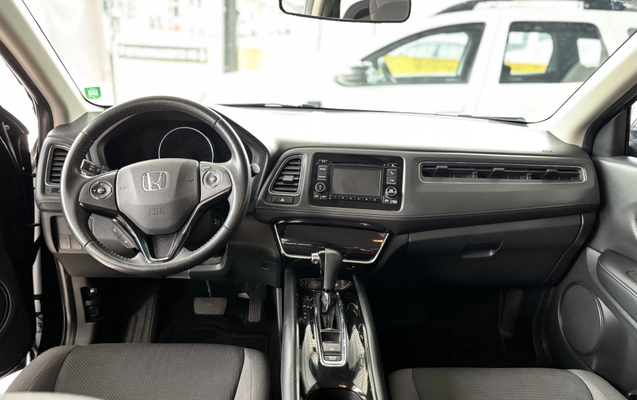 imagem-https://www.socarrao.com.br/sc-vehicle-images-prod/956713/1781634055428-003_04ac6284dbbdf8699f55d28ca5934f56.jpeg