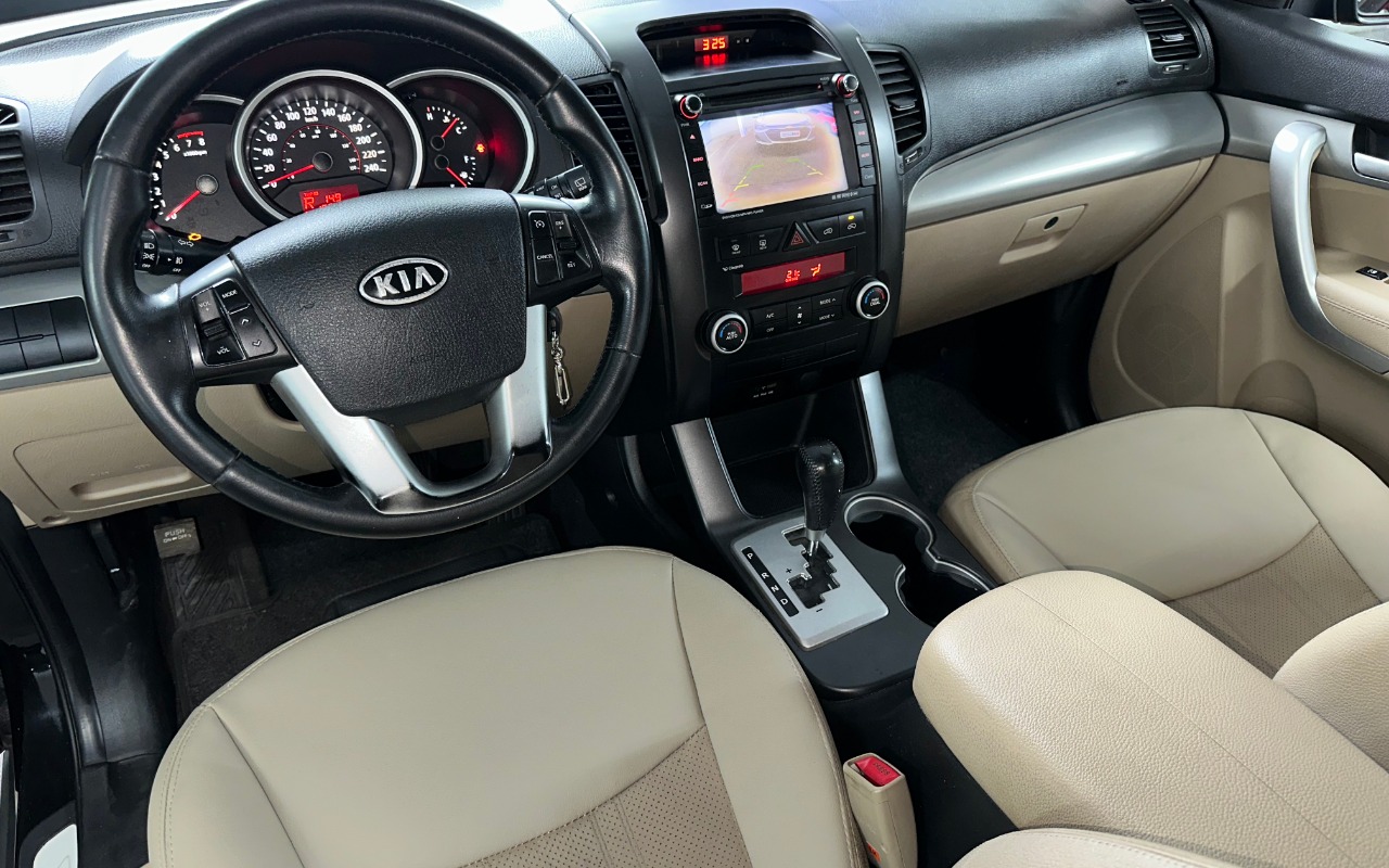 imagem-https://www.socarrao.com.br/sc-vehicle-images-prod/956896/1775847332490-MTRpLmpwZw.jpg