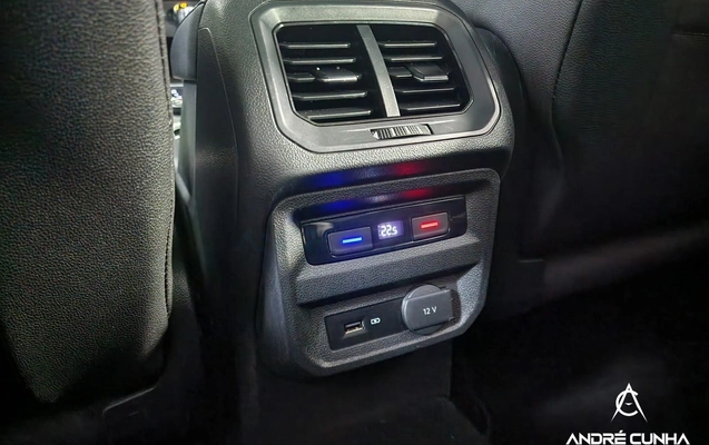 imagem-https://www.socarrao.com.br/sc-vehicle-images-prod/956970/1789741923464-75729735c59047b1be59d06eeececc88_1765818752634.jpeg