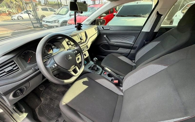 imagem-https://www.socarrao.com.br/sc-vehicle-images-prod/957114/1780431703732-7891233_3_B_d3eeebea7d.jpeg