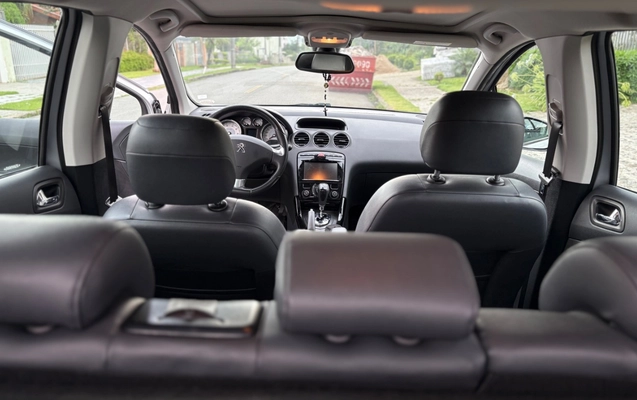 imagem-https://www.socarrao.com.br/sc-vehicle-images-prod/957266/1774397372534-SU1HXzcwOTUuanBlZw.jpeg