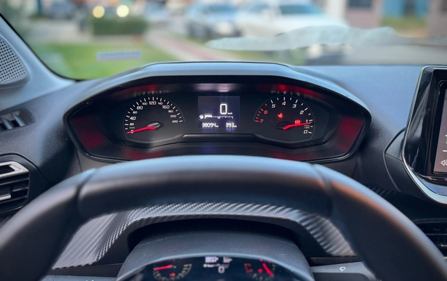 imagem-https://www.socarrao.com.br/sc-vehicle-images-prod/957281/1774400967273-2c13b179-b7f9-46ae-932f-859dbc685b61.jpg