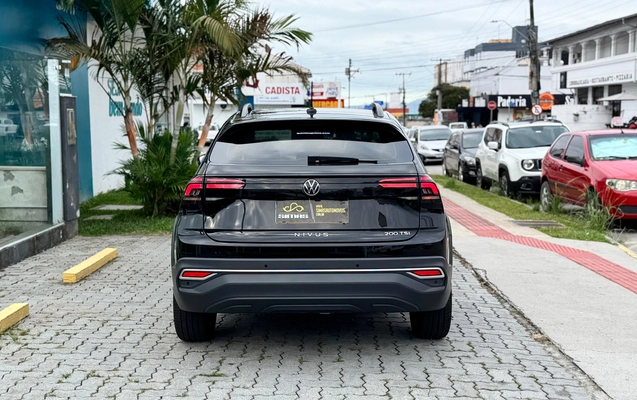 imagem-https://www.socarrao.com.br/sc-vehicle-images-prod/957282/1774401623425-21d15af7-e379-49f8-9e26-b669d5e9f3a2.jpg