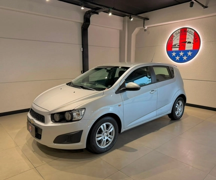 Chevrolet Sonic 2013 Prata — foto 1 de 3