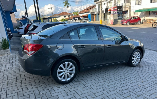 imagem-https://www.socarrao.com.br/sc-vehicle-images-prod/957609/1774439022407-59dd6704-65bd-4a8a-b0dc-b294db417b40.jpeg