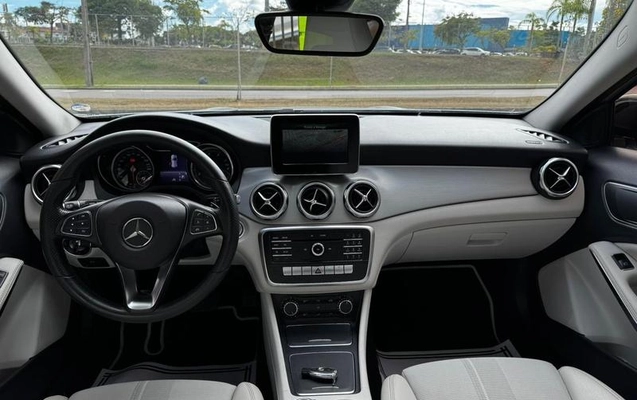imagem-https://www.socarrao.com.br/sc-vehicle-images-prod/957821/1789071392023-7928465_0_B_ac099382a6.jpeg