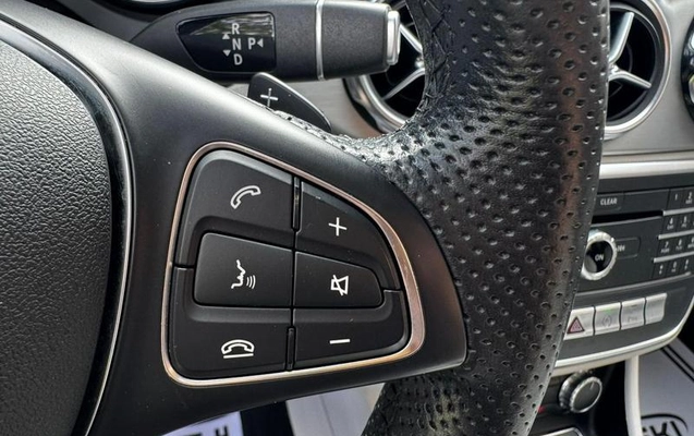 imagem-https://www.socarrao.com.br/sc-vehicle-images-prod/957821/1789071392027-7928465_4_B_259a531d88.jpeg
