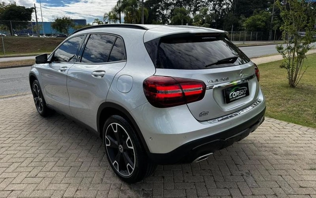 imagem-https://www.socarrao.com.br/sc-vehicle-images-prod/957821/1789071392049-7928465_15_B_3d7f1e9252.jpeg